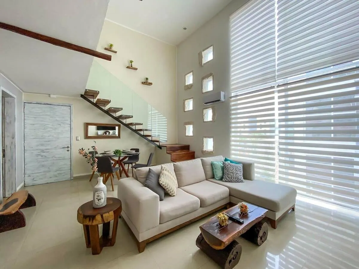 Downtown Loft, 5Min To 5Th Ave & Beach contacts